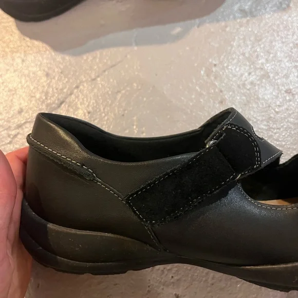 Clark’s Roseville Mary Jane Shoes - Picture 6 of 10